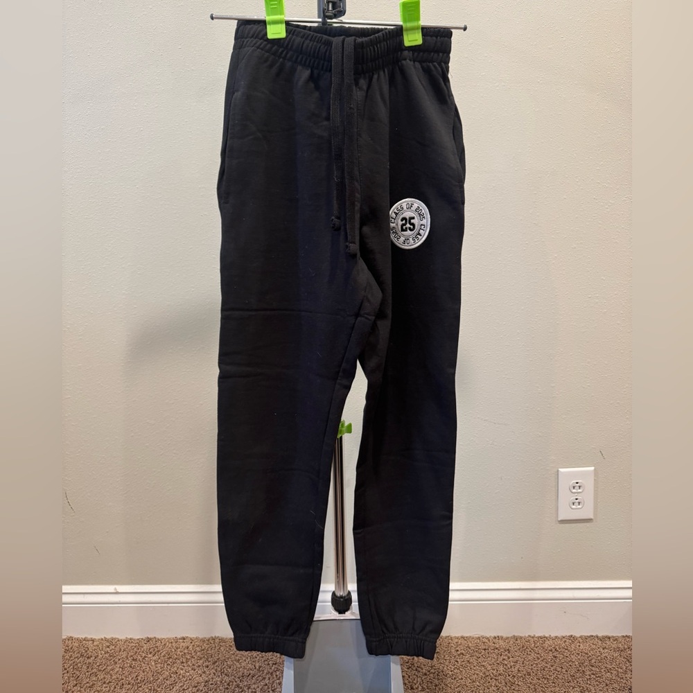 NWOT Class of ‘25 Sweatpants